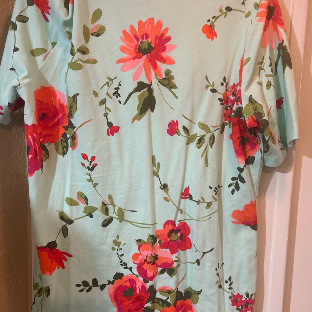 Isaac Mizrahi Floral Button Down Shirt - Mint and red - Picture 3 of 3